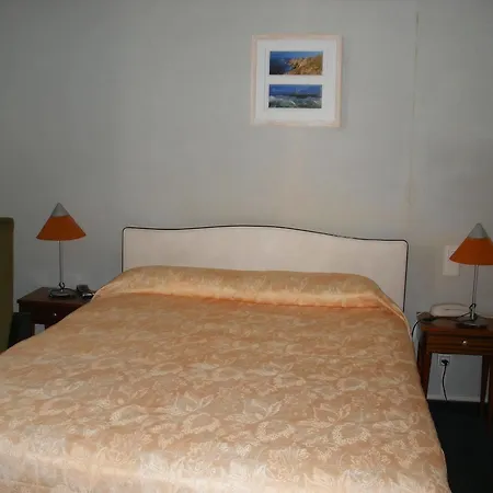 Hotel Modern 3*